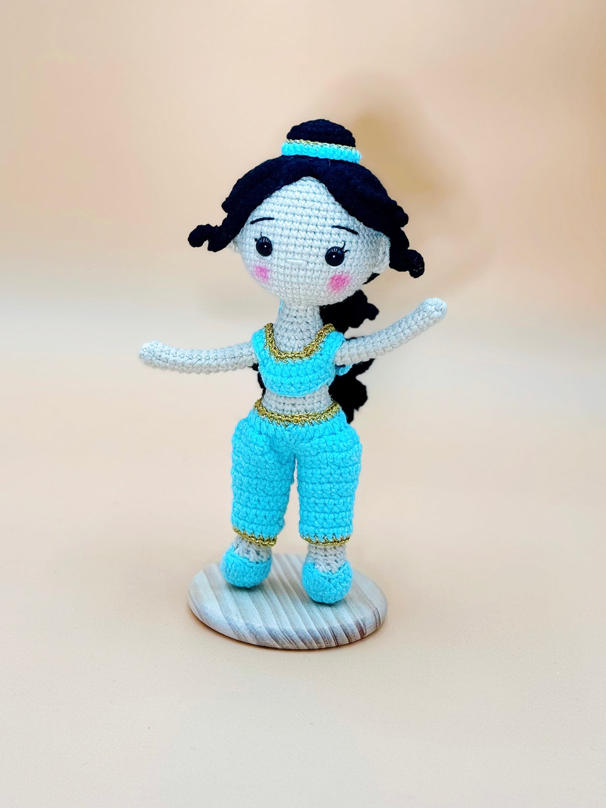 Jasmine Figure
