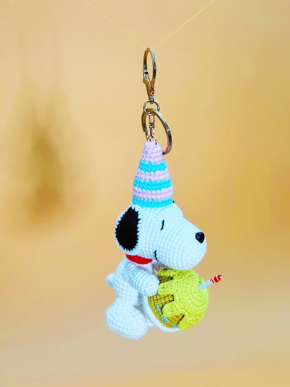 Snoopy with Cake Keychain