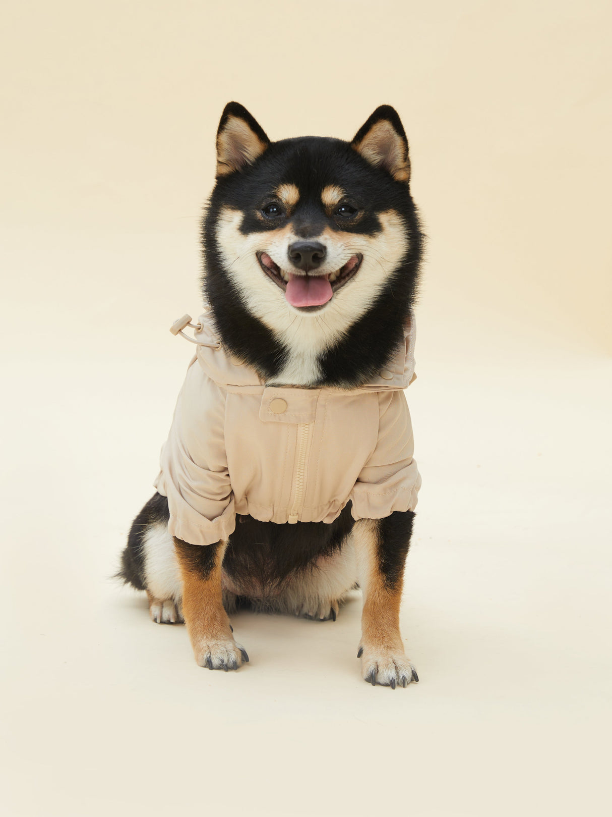 URBAN RAINCOAT/WINDBREAKER  (SAND)