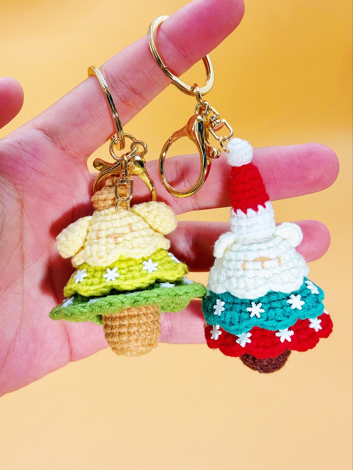 Sanrioo Xmas Tree Keychain