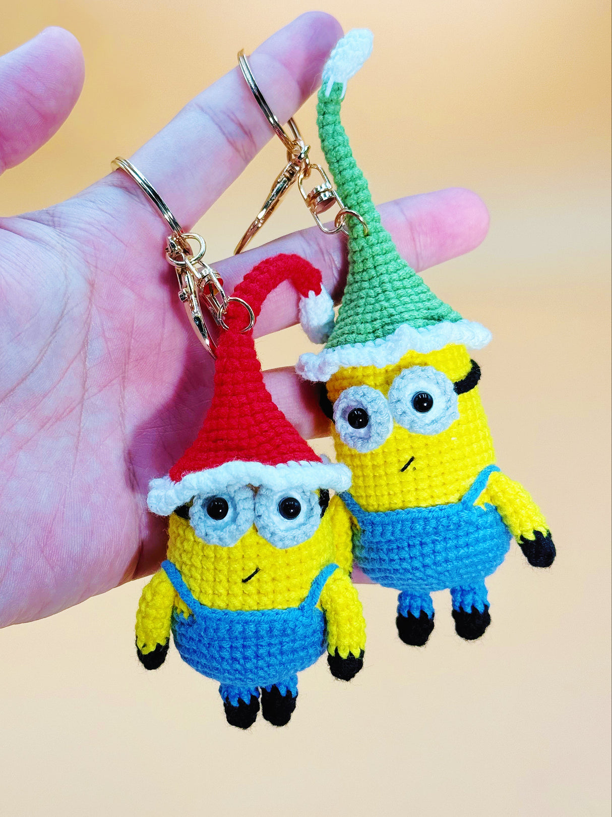 Holiday Minion Keychain