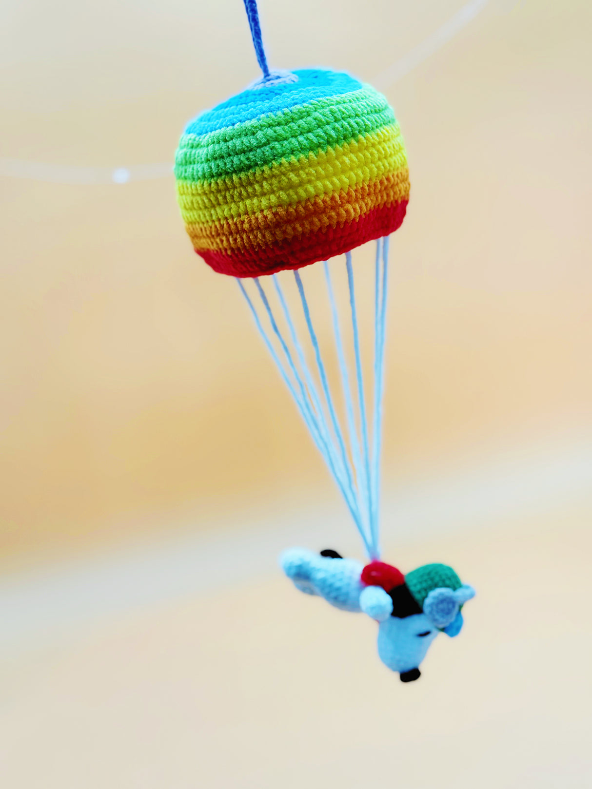 Parashoot Snoopy Hanger