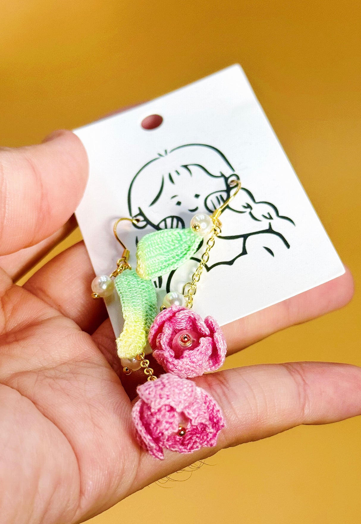 Tuplip with Leaf Earrings