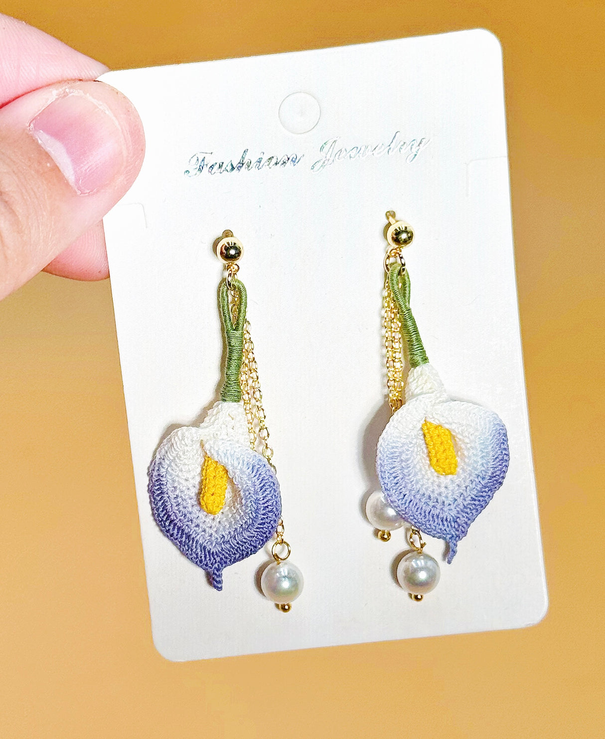 Cala Lily Earrings