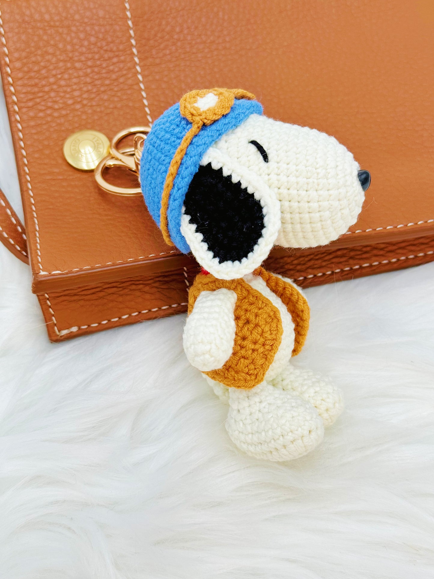 Pilot Snoopy Keychain